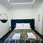 Stazione 2 Guest house Naples