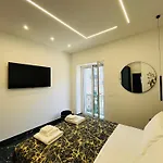 Stazione 2 Guest house *